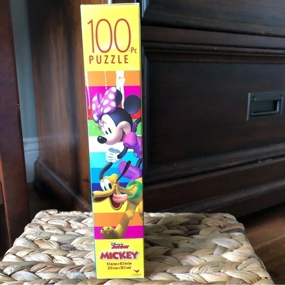 Disney Jr. Mickey Mouse club house 100pc. Puzzle